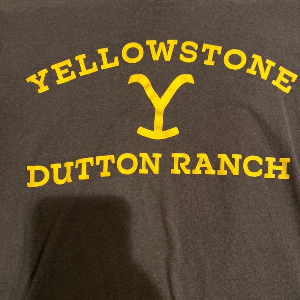 Yellowstone Dutton Ranch T-Shirt - Picture 3 of 3